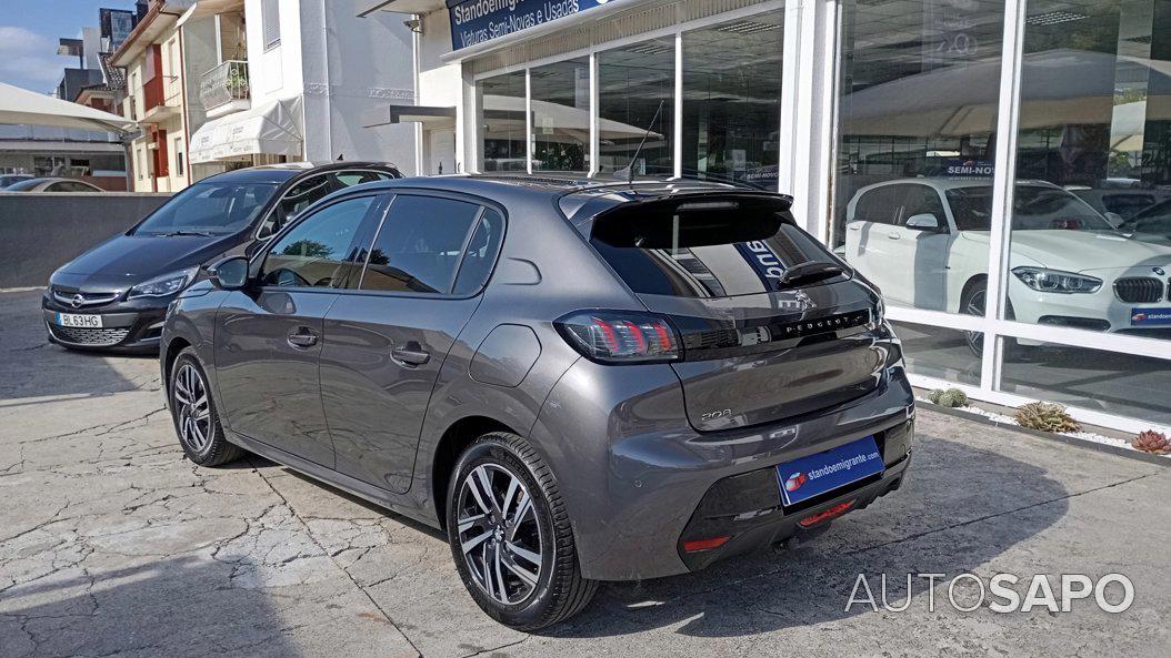 Peugeot 208 1.2 PureTech Allure de 2021