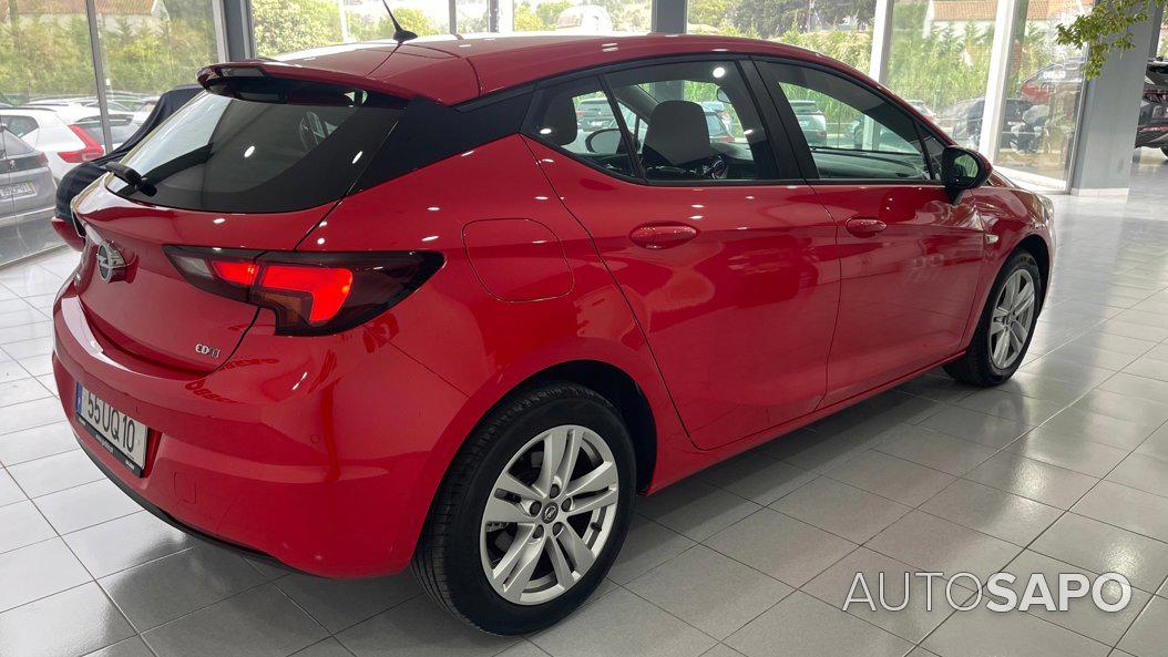 Opel Astra de 2018