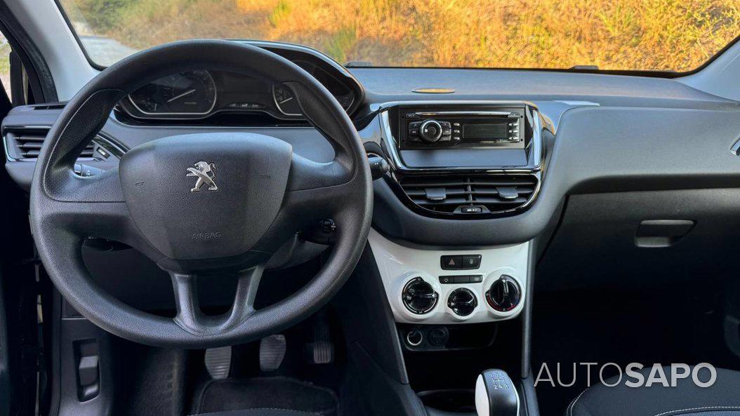 Peugeot 208 1.2 PureTech Active de 2015