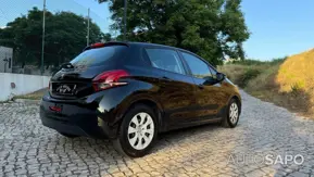 Peugeot 208 1.2 PureTech Active de 2015