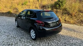 Peugeot 208 1.2 PureTech Active de 2015