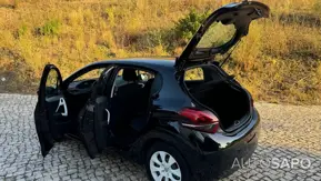 Peugeot 208 1.2 PureTech Active de 2015