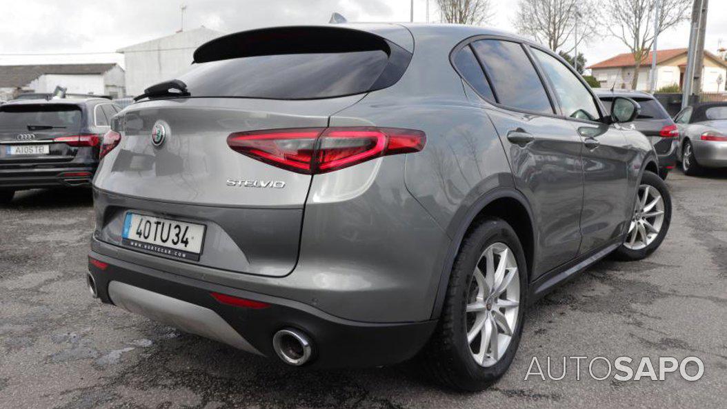 Alfa Romeo Stelvio 2.2 D Super AT8 de 2017