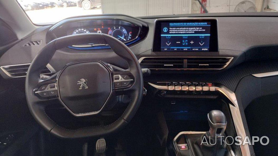 Peugeot 3008 1.5 BlueHDi Active de 2020