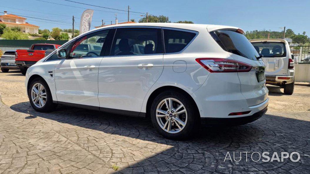 Ford S-Max 2.0 TDCi Titanium 5L de 2015