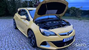 Opel Astra OPC 2.0 T de 2014