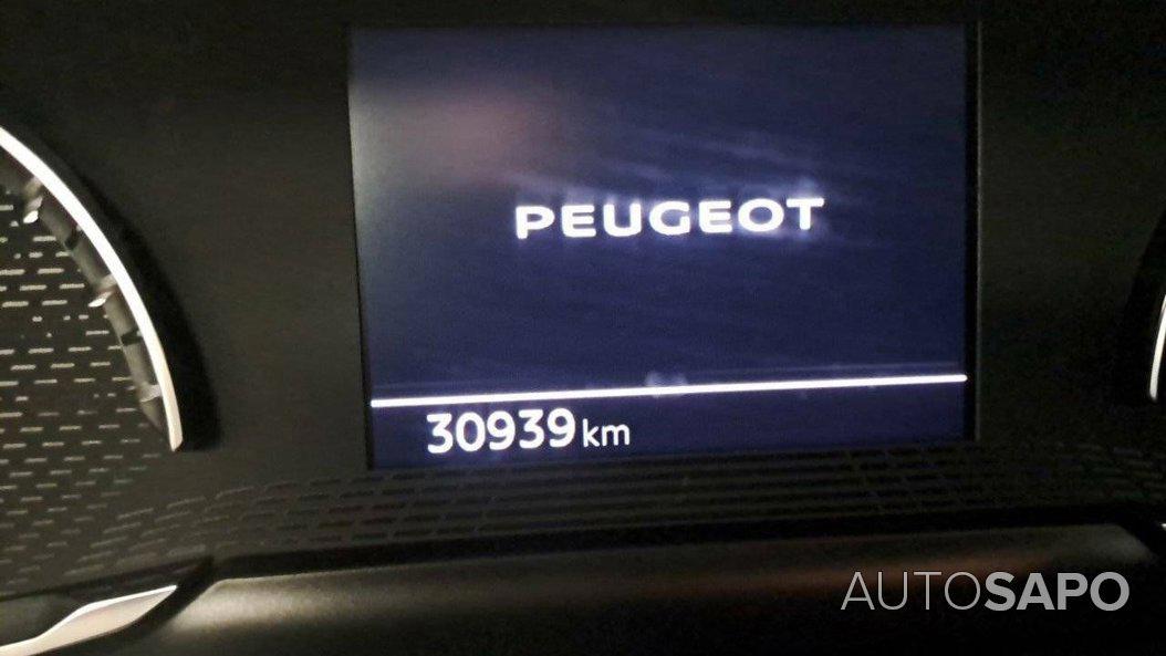 Peugeot 2008 1.2 PureTech Active Pack de 2022