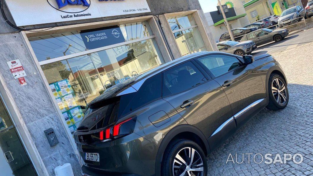 Peugeot 3008 1.2 PureTech Allure EAT8 de 2019