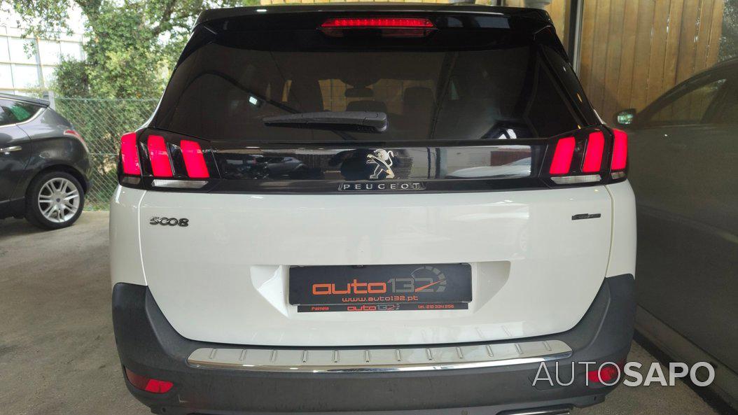 Peugeot 5008 de 2020