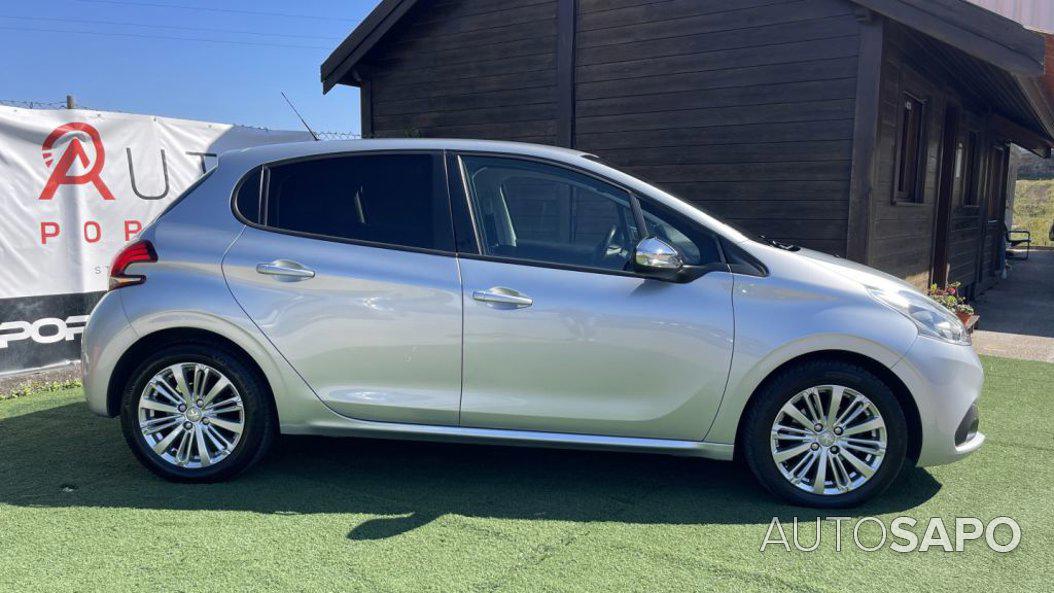 Peugeot 208 1.6 Blue HDI Style de 2017