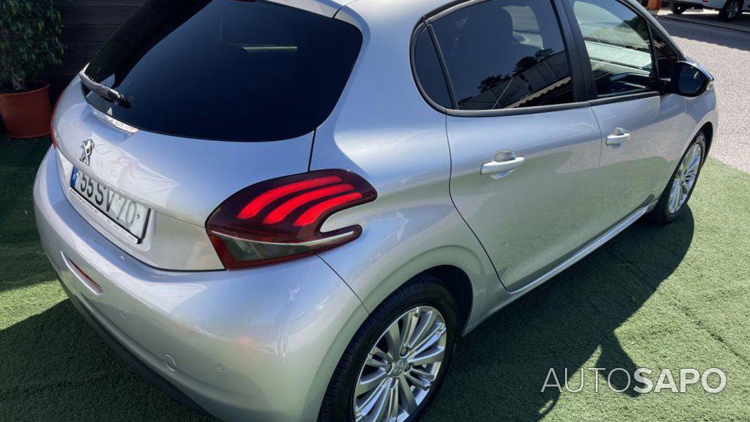 Peugeot 208 1.6 Blue HDI Style de 2017