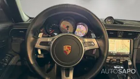 Porsche 911 Carrera 4 GTS Cabrio de 2015