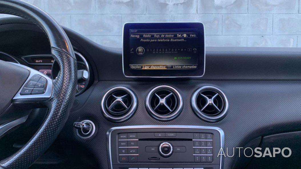 Mercedes-Benz Classe A 180 d AMG Line Aut. de 2015