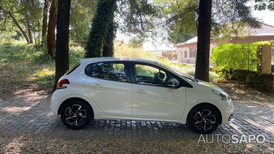 Peugeot 208 1.2 PureTech Active de 2019