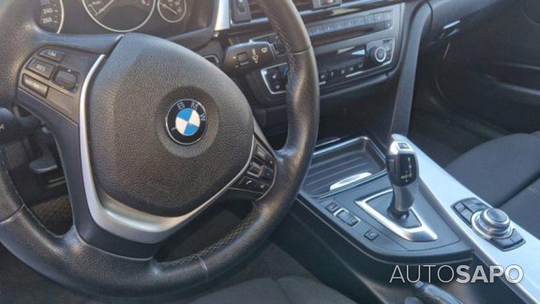 BMW Série 3 318 d Auto Line Sport de 2015