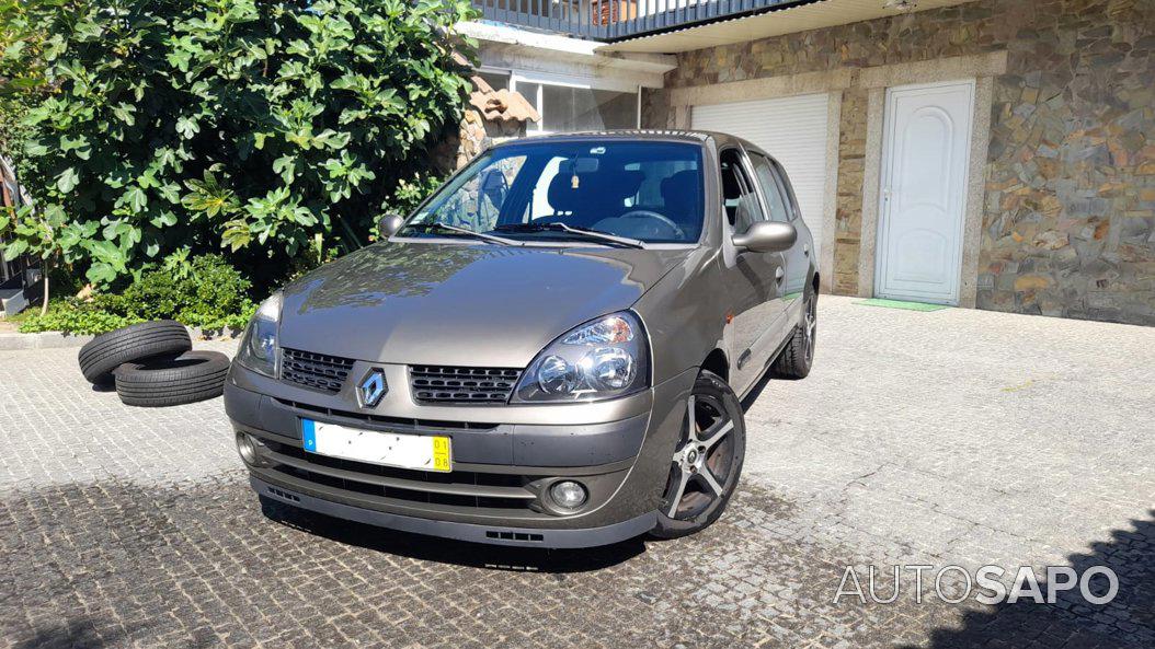 Renault Clio 1.9 dTi RXE de 2001