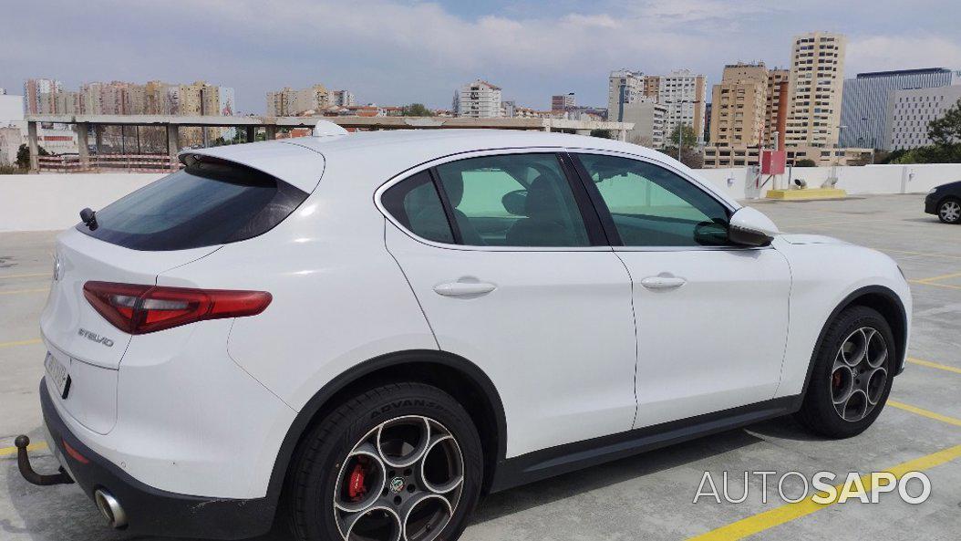 Alfa Romeo Stelvio de 2017