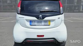 Peugeot iOn iOn de 2011