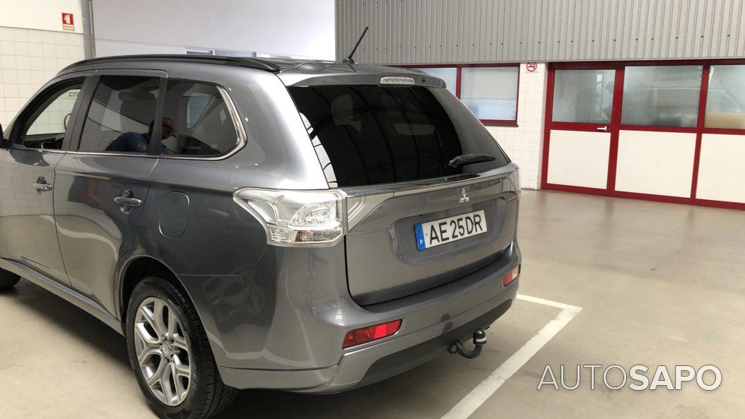 Mitsubishi Outlander 2.0 PHEV Intense Navi de 2015