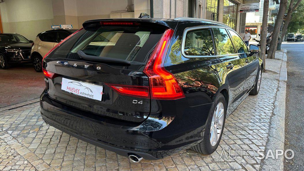 Volvo V90 2.0 D4 Momentum Geartronic de 2019