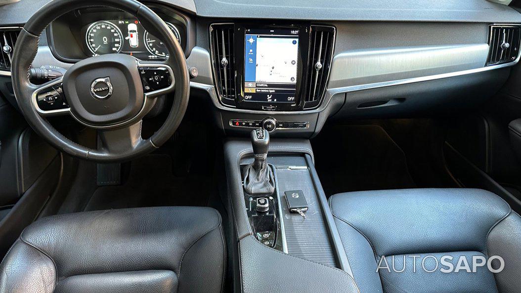 Volvo V90 2.0 D4 Momentum Geartronic de 2019