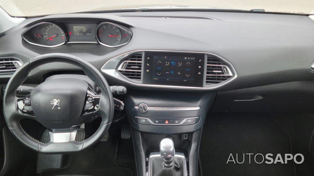 Peugeot 308 1.2 PureTech Active de 2019