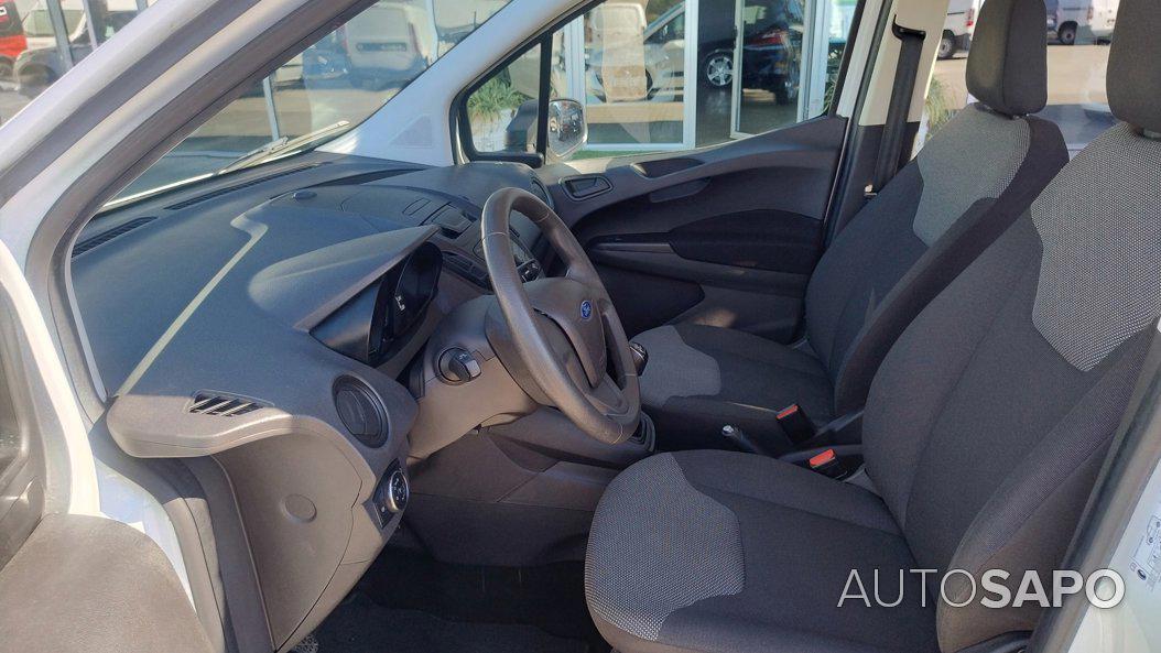 Ford Tourneo Courier 1.5 TDCi Ambiente de 2019