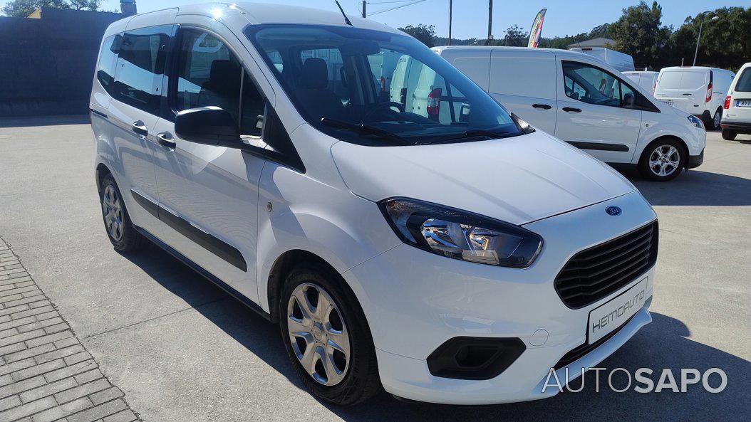 Ford Tourneo Courier 1.5 TDCi Ambiente de 2019