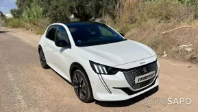 Peugeot E-208 GT de 2022