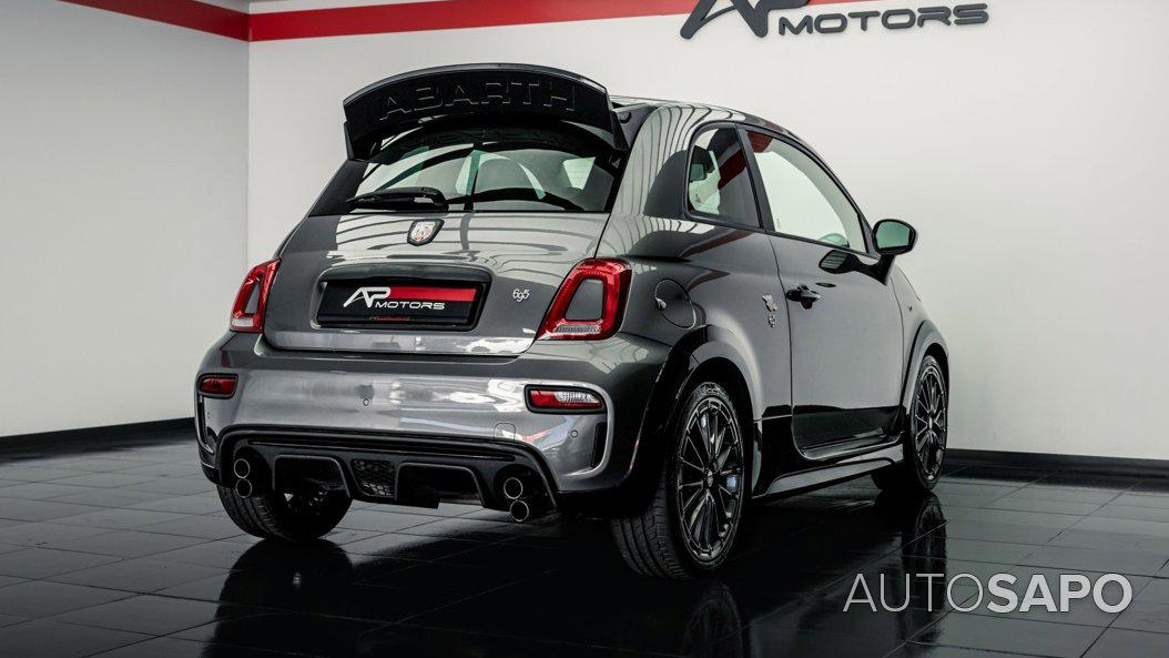 Abarth 695 de 2022