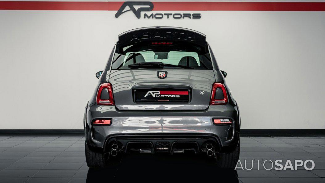 Abarth 695 de 2022