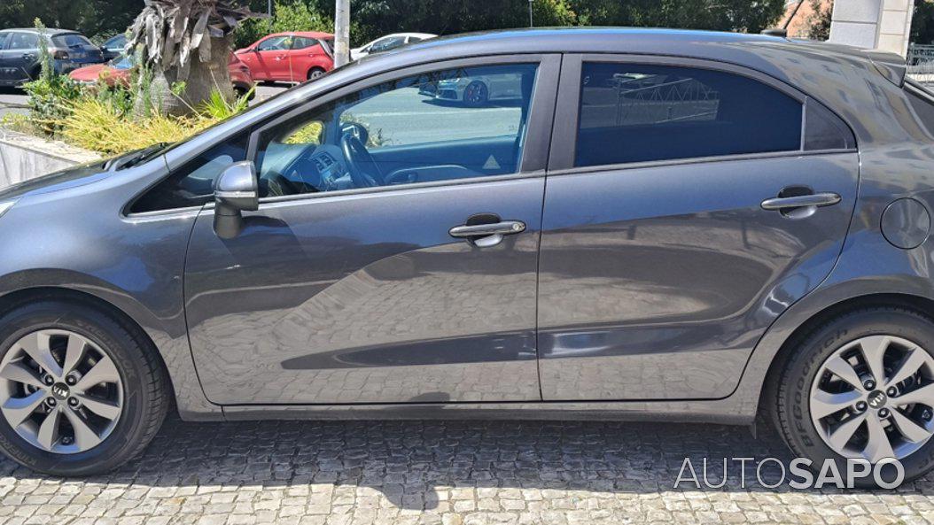 Kia Rio 1.2 CVVT Prime Edition de 2015