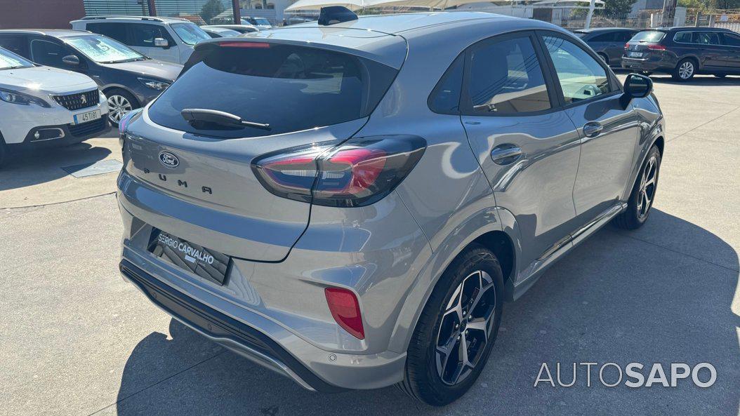 Ford Puma 1.0 EcoBoost MHEV ST-Line de 2024