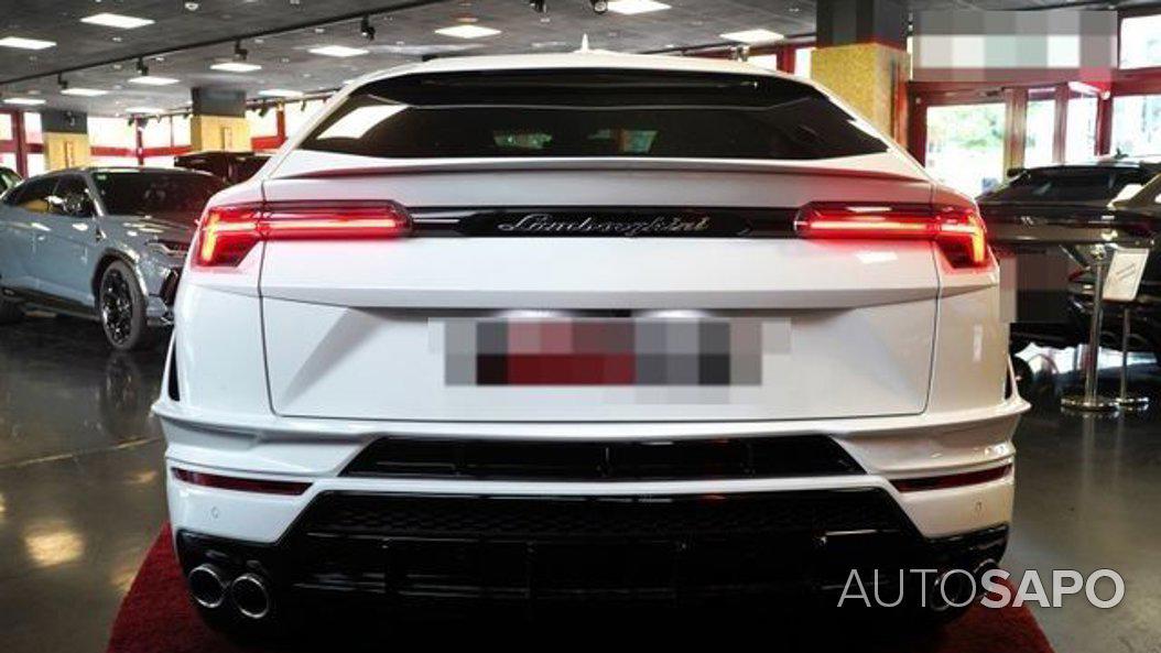 Lamborghini Urus de 2024