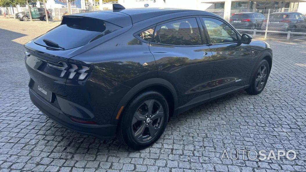 Ford Mustang Mach-E de 2022