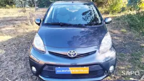 Toyota Aygo 1.0 Plus de 2013