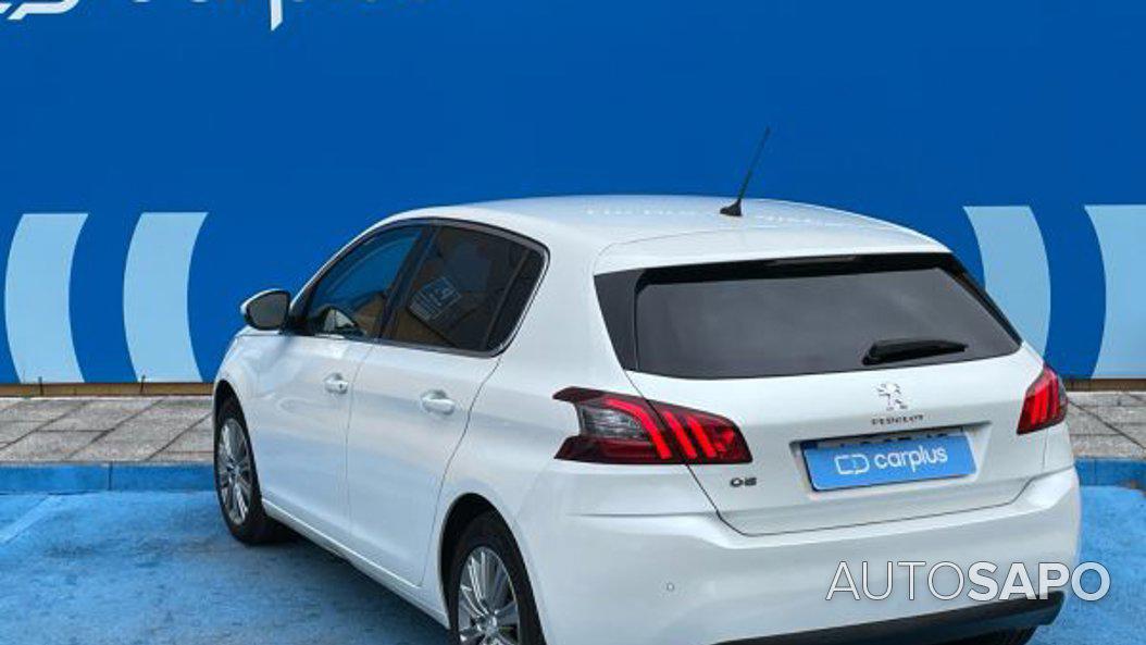 Peugeot 308 1.2 PureTech Active de 2021