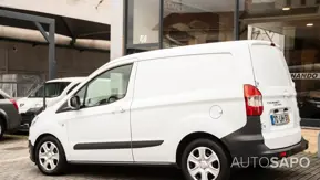 Ford Transit Courier de 2018