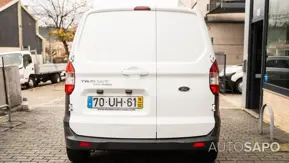 Ford Transit Courier de 2018