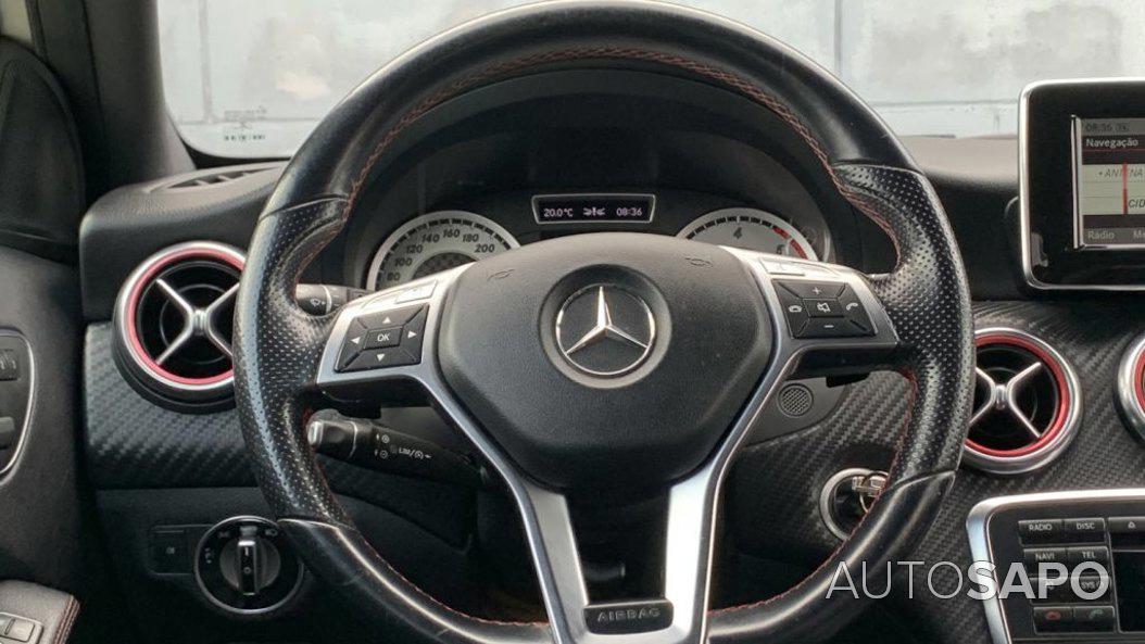 Mercedes-Benz Classe A 180 CDi B.E. AMG Sport Auto de 2013