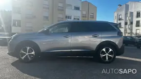 Peugeot 5008 de 2022