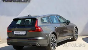 Volvo V60 Cross Country 2.0 D4 Momentum Geartronic de 2019