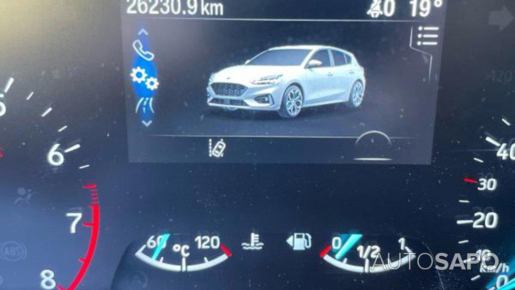 Ford Focus 1.0 EcoBoost MHEV ST-Line de 2021