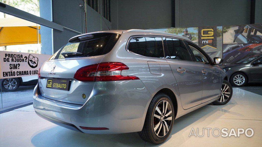 Peugeot 308 1.2 PureTech Allure de 2020