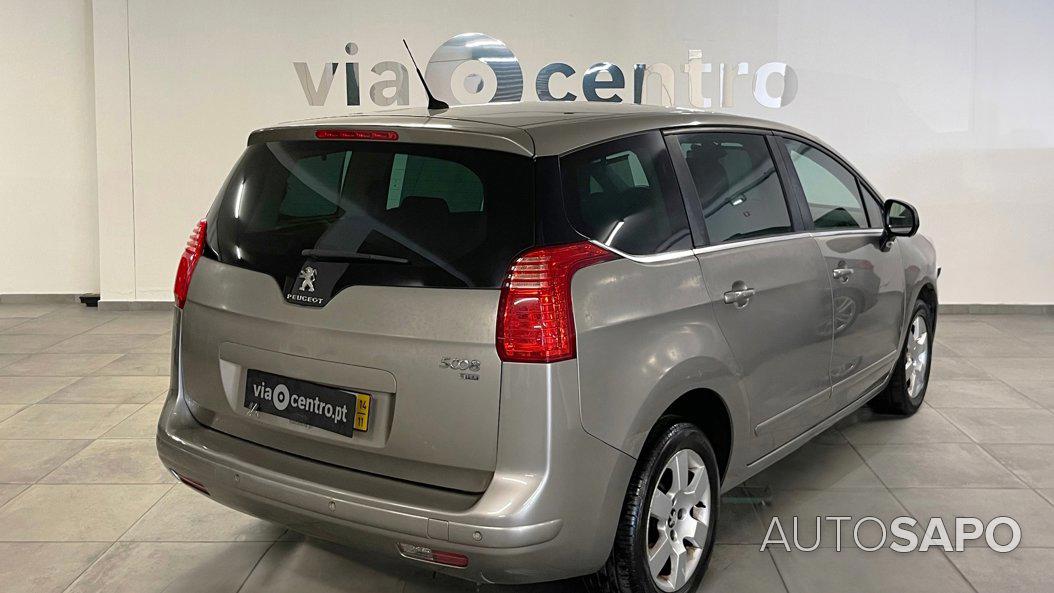 Peugeot 5008 de 2014