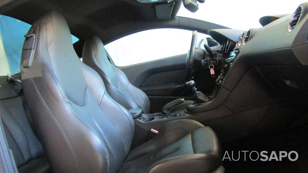 Peugeot RCZ 1.6 THP Onyx de 2011