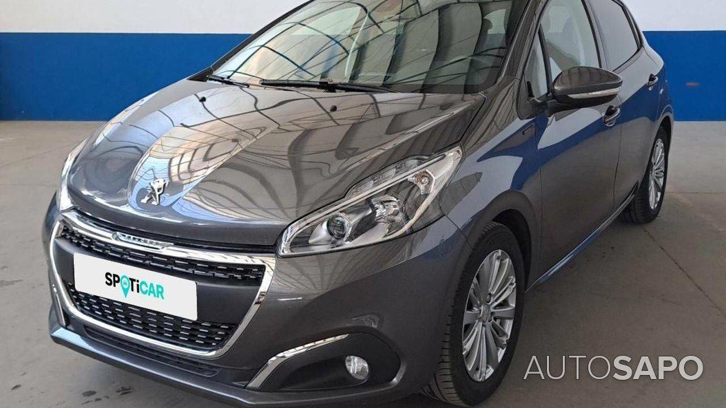 Peugeot 208 1.2 PureTech Life Signature de 2019