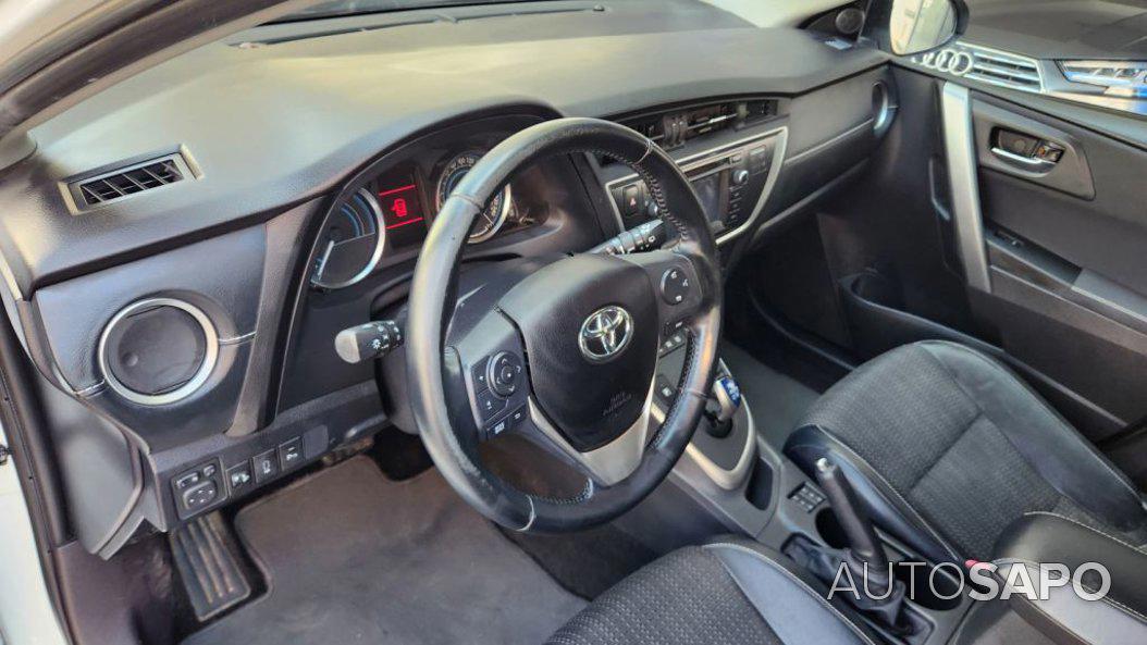 Toyota Auris 1.8 HSD Sport+Navi de 2014