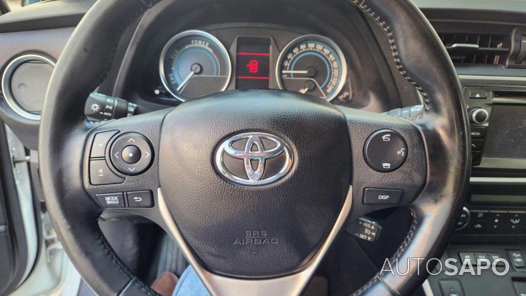 Toyota Auris 1.8 HSD Sport+Navi de 2014