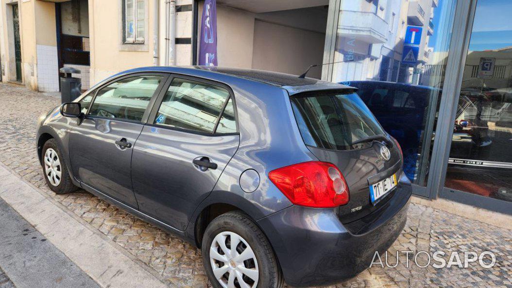 Toyota Auris 1.33 VVT-i Sol de 2009